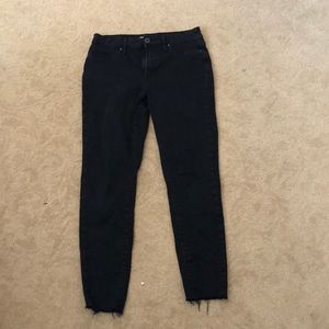 Black skinny jeans cropped